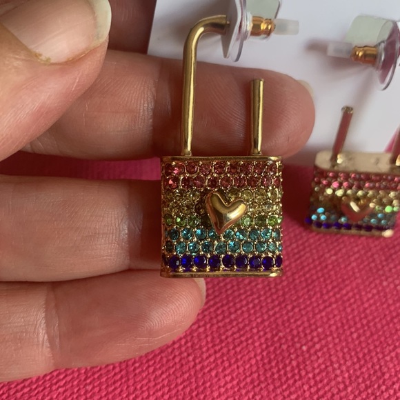 Betsey Johnson love lock earrings rainbow . NWT - Picture 3 of 6
